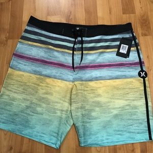 Men’s Hurley Board shorts